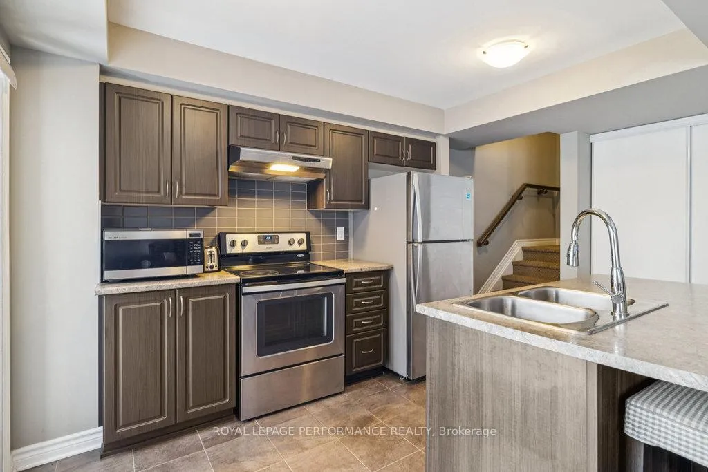 Photo 16 of Unit 8, 474 Clearbrook Drive, Ottawa, Barrhaven - Strandherd — HOMEH