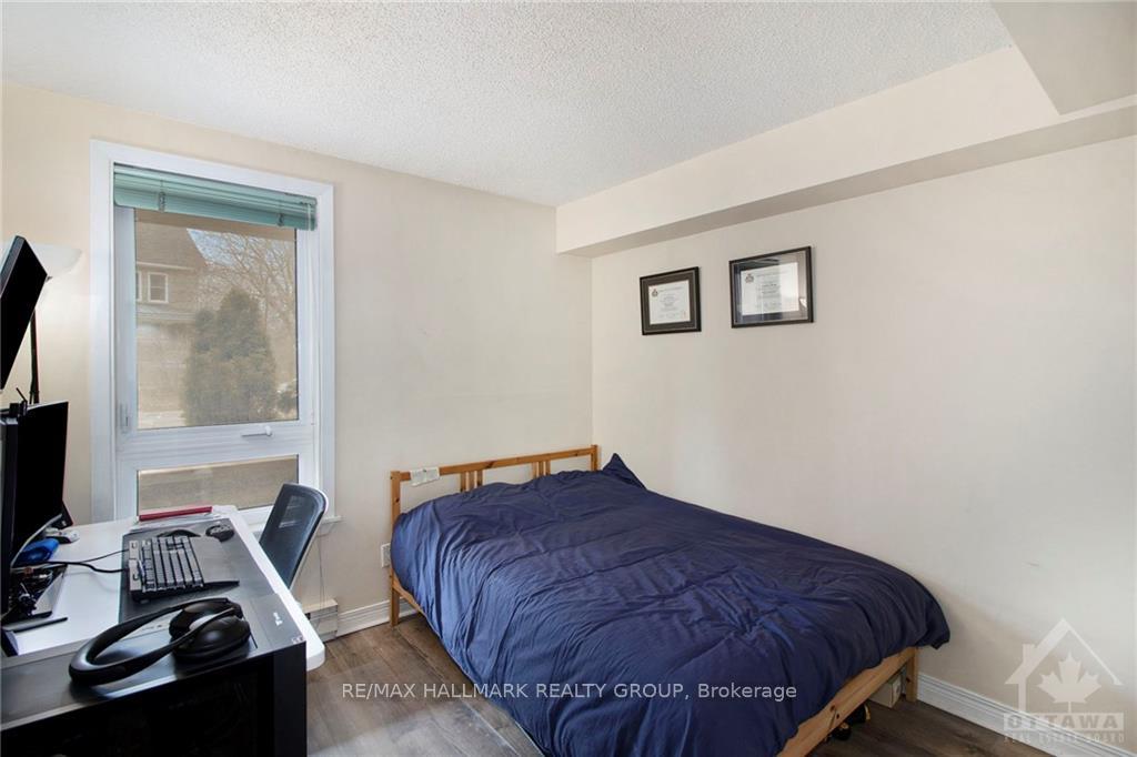 Photo 5 of Unit 104, 939 North River Road, Ottawa, Vanier — HOMEH