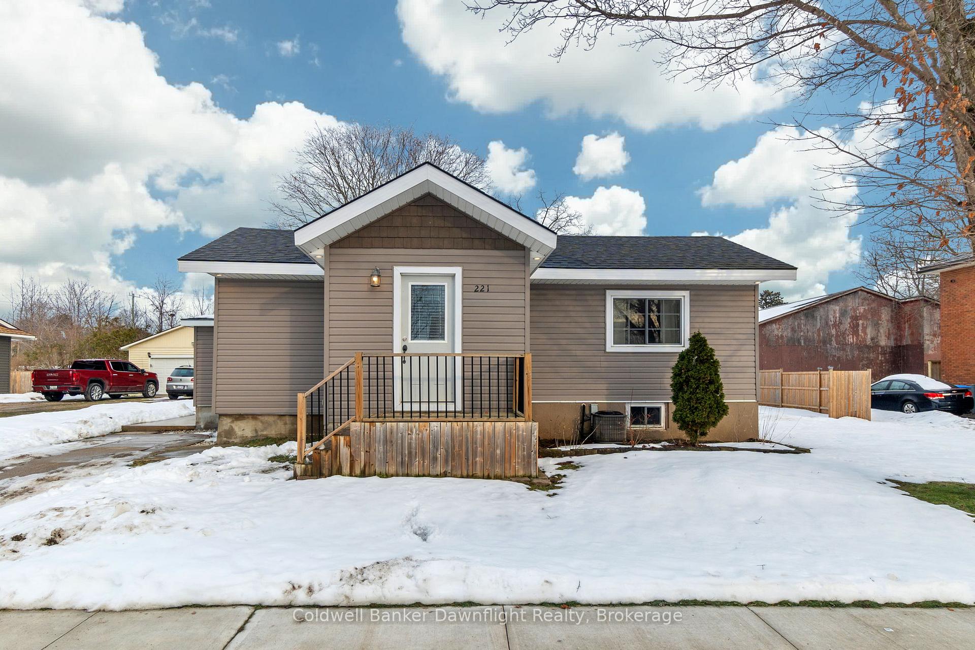 Photo 1 of 221 James Street, Central Huron, Clinton — HOMEH