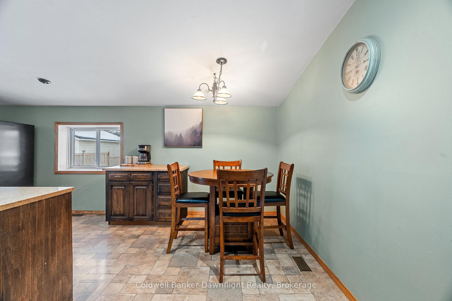 Photo 8 of 221 James Street, Central Huron, Clinton — HOMEH