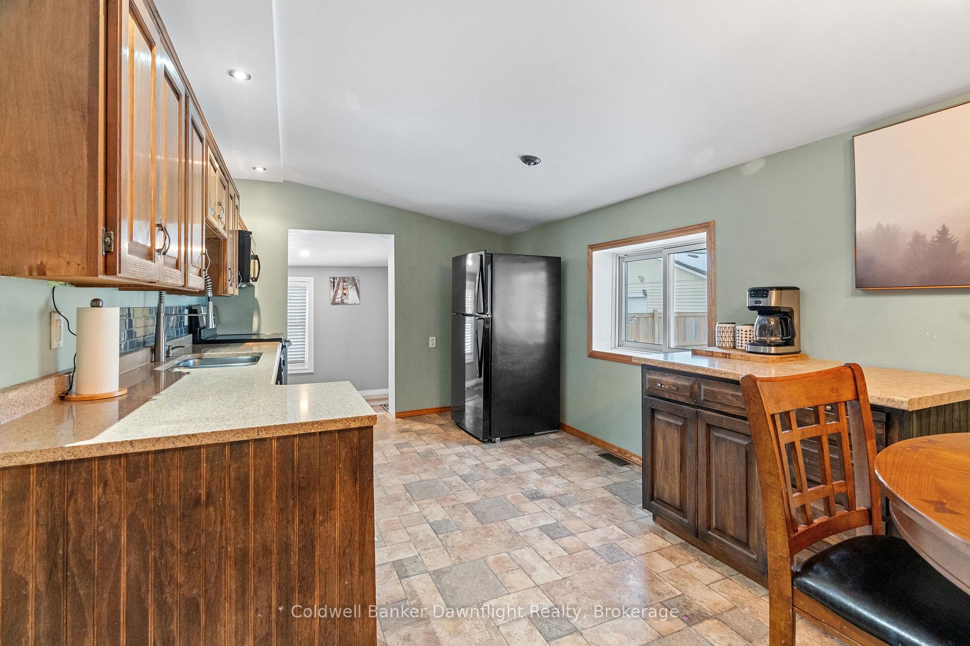 Photo 9 of 221 James Street, Central Huron, Clinton — HOMEH