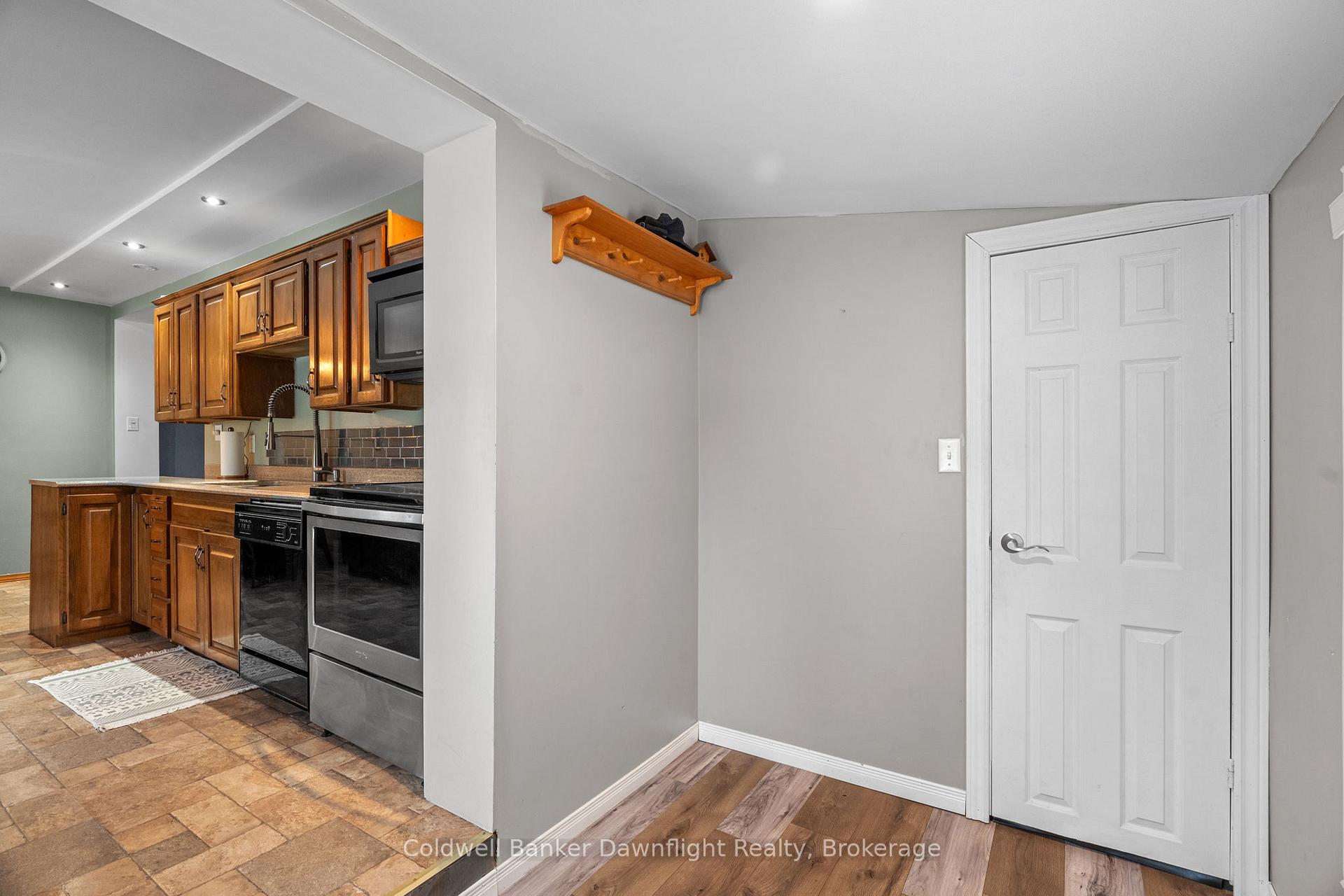 Photo 12 of 221 James Street, Central Huron, Clinton — HOMEH