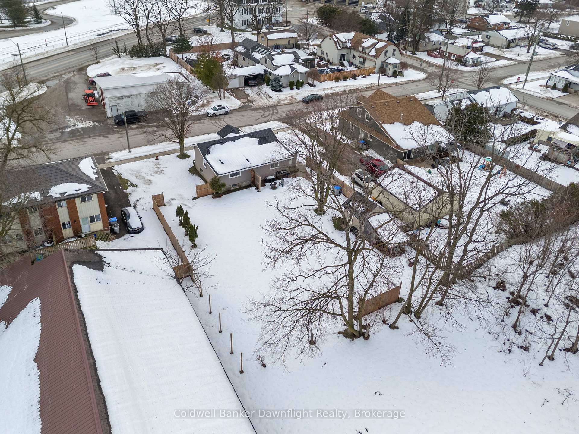 Photo 25 of 221 James Street, Central Huron, Clinton — HOMEH