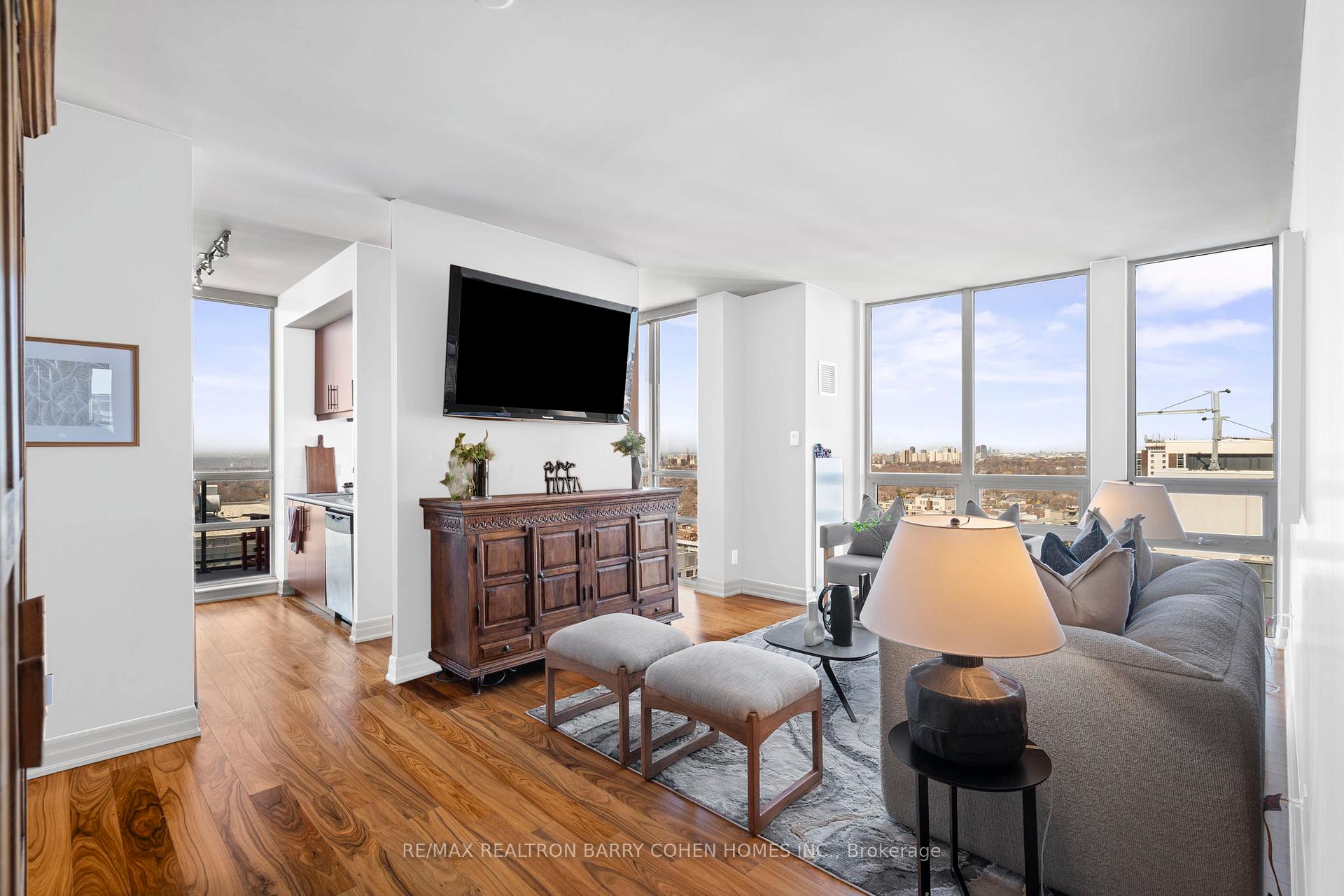 Photo 1 of Unit 2103, 500 St Clair Avenue W, Toronto, Humewood-Cedarvale — HOMEH
