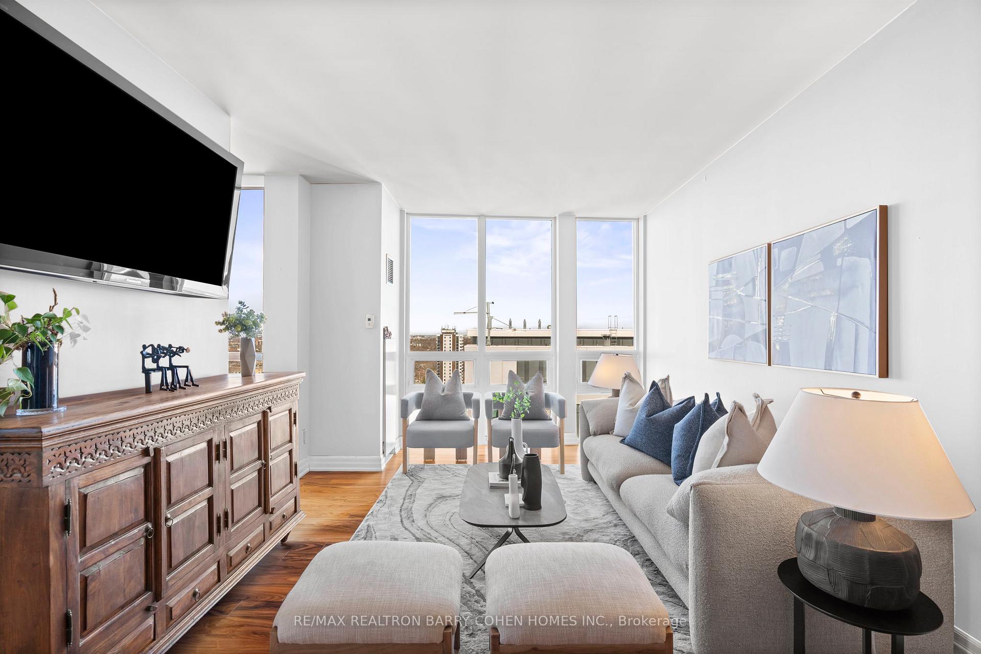 Photo 5 of Unit 2103, 500 St Clair Avenue W, Toronto, Humewood-Cedarvale — HOMEH