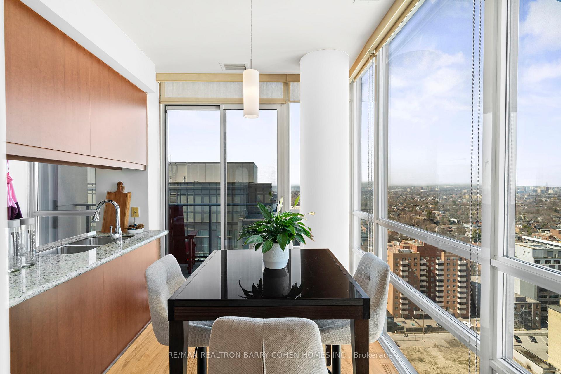 Photo 14 of Unit 2103, 500 St Clair Avenue W, Toronto, Humewood-Cedarvale — HOMEH