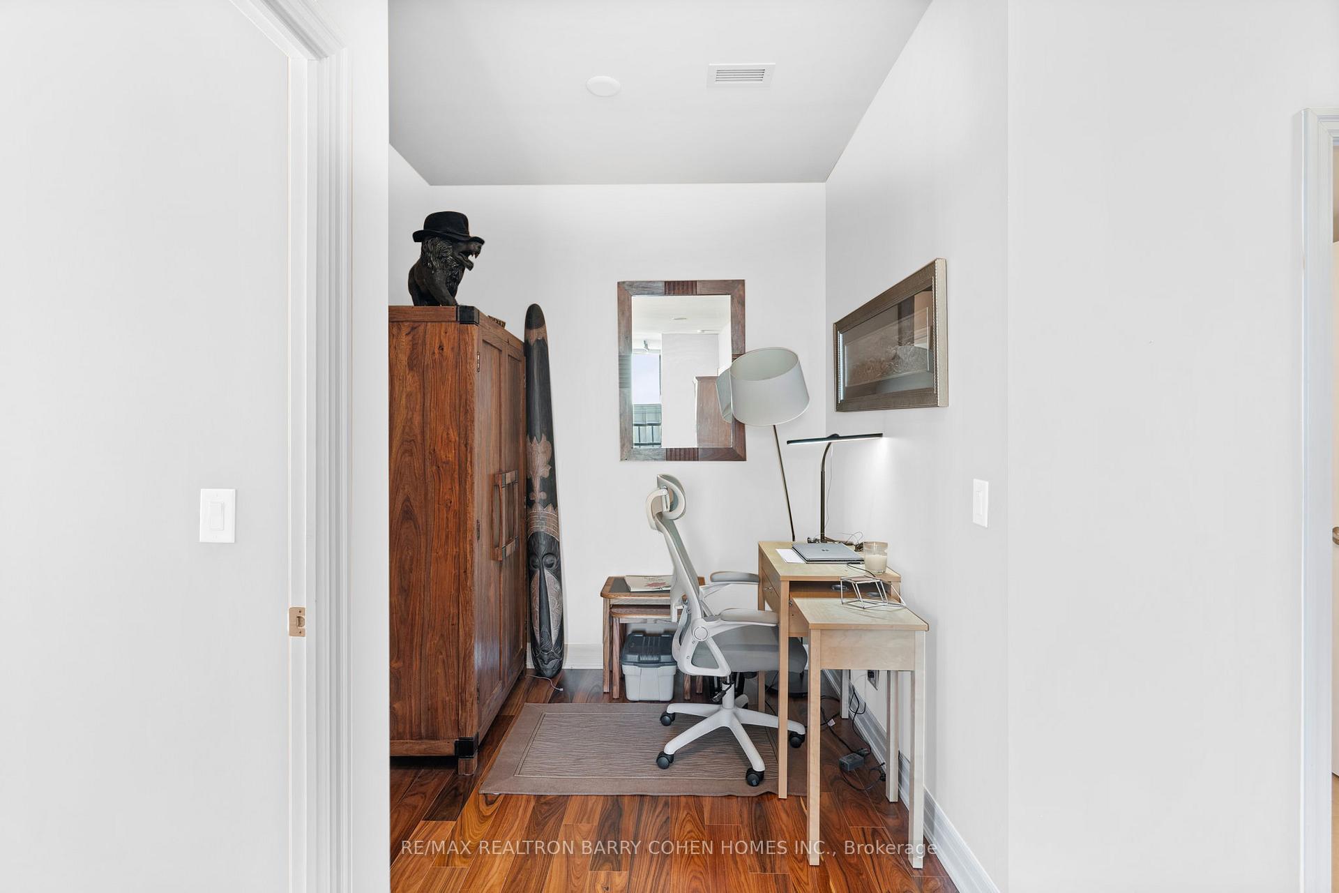Photo 23 of Unit 2103, 500 St Clair Avenue W, Toronto, Humewood-Cedarvale — HOMEH