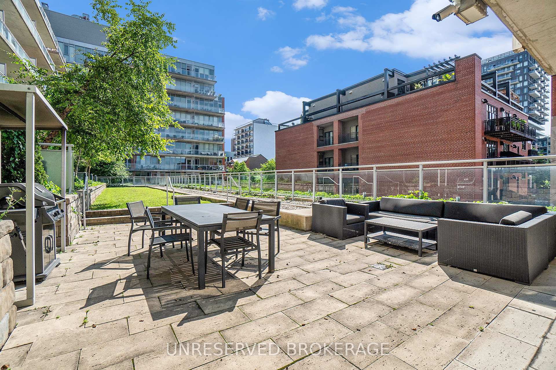 Photo 55 of Unit 207, 360 McLeod Street, Ottawa, Ottawa Centre — HOMEH