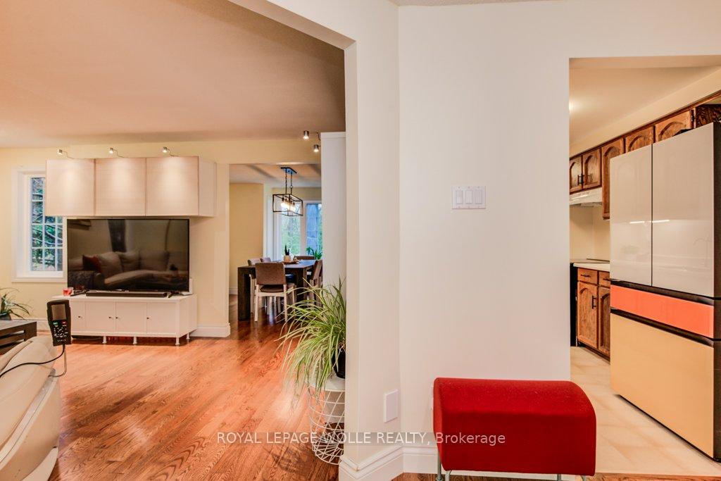 Photo 5 of Unit 1, 494 Beechwood Drive, Waterloo — HOMEH