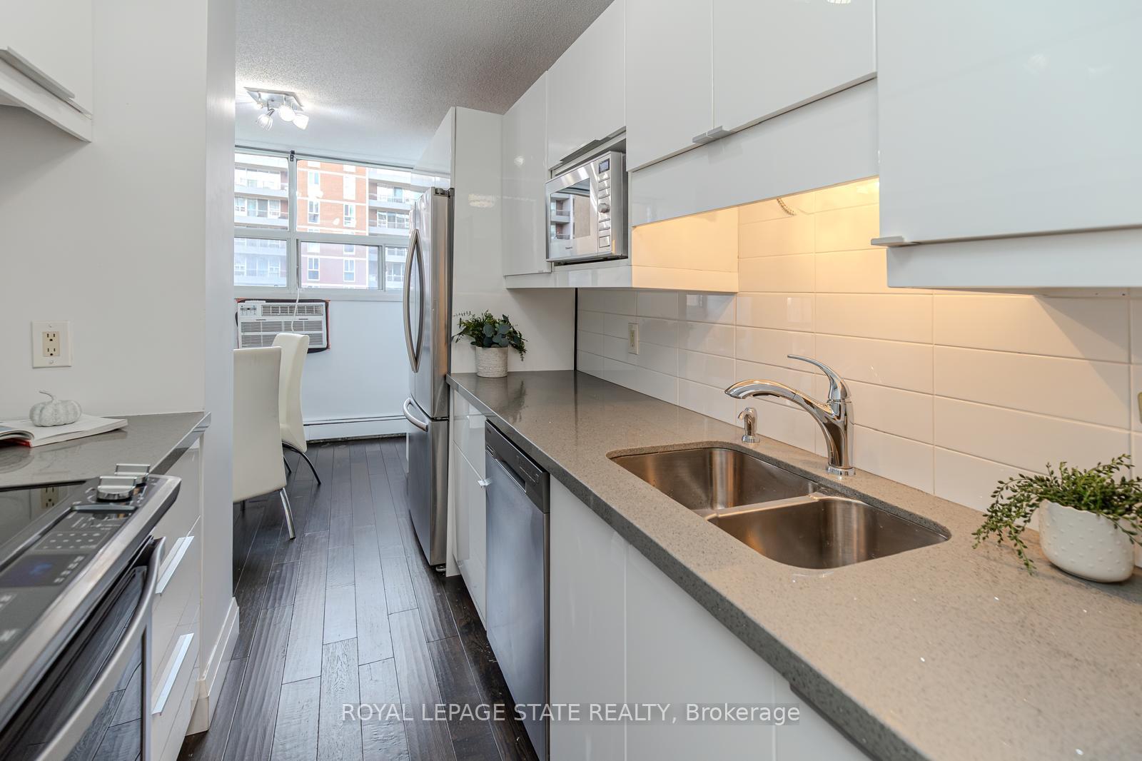 Photo 10 of Unit 607, 1950 Main Street W, Hamilton, Ainslie Wood — HOMEH