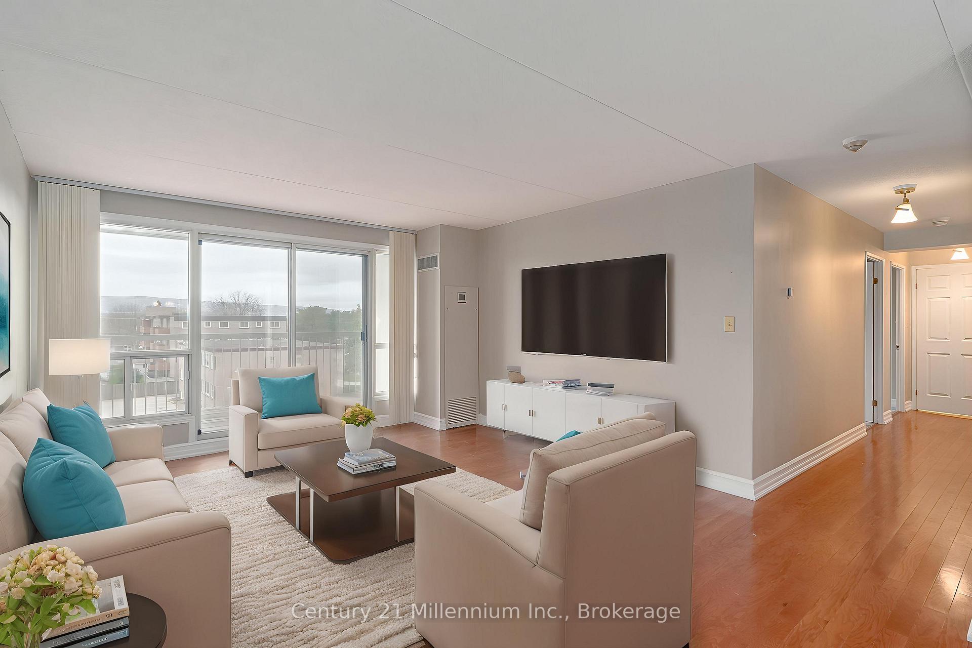 Photo 6 of Unit 401, 172 Eighth Street, Collingwood — HOMEH