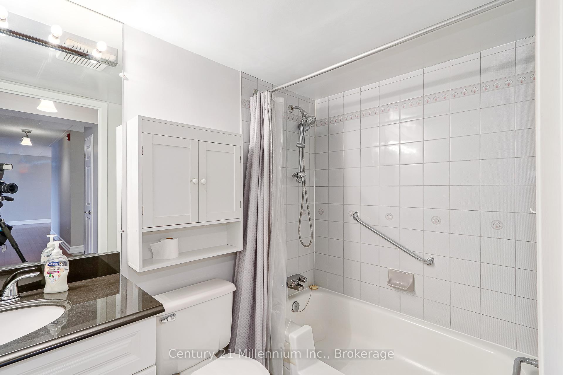 Photo 12 of Unit 401, 172 Eighth Street, Collingwood — HOMEH