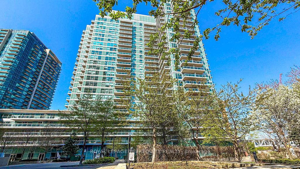 Front of Unit 1901, 100 Western Battery Road
