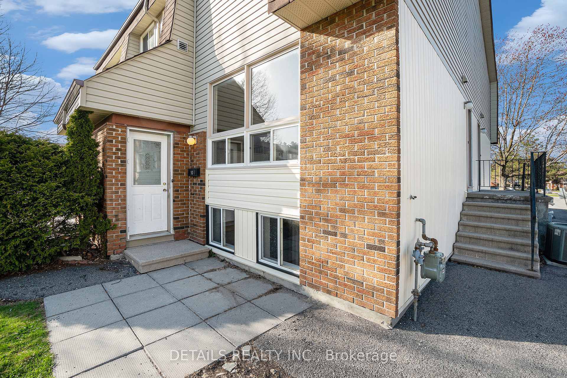 Photo 3 of 5D Forester Crescent, Ottawa, Westcliffe Estates — HOMEH