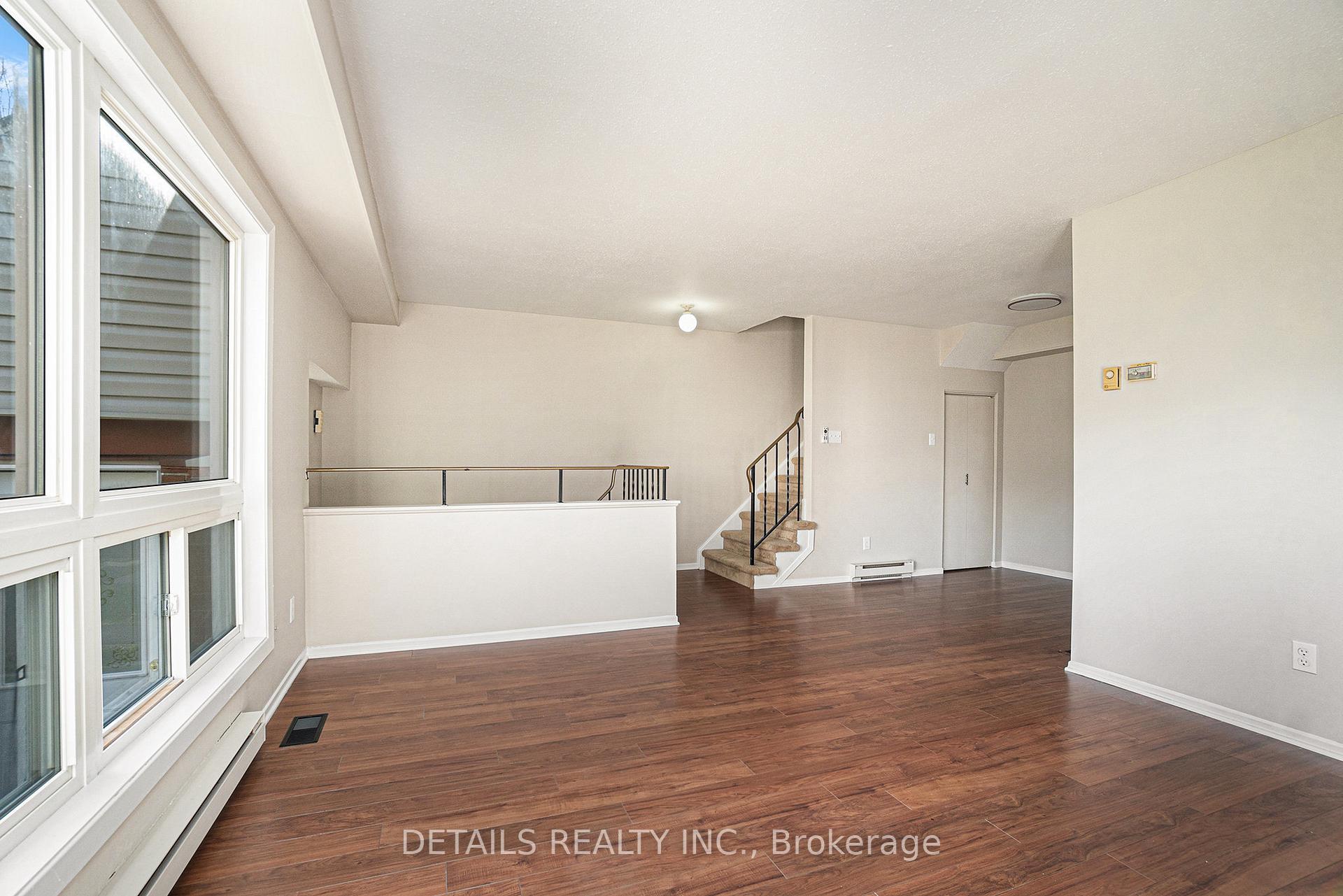 Photo 6 of 5D Forester Crescent, Ottawa, Westcliffe Estates — HOMEH