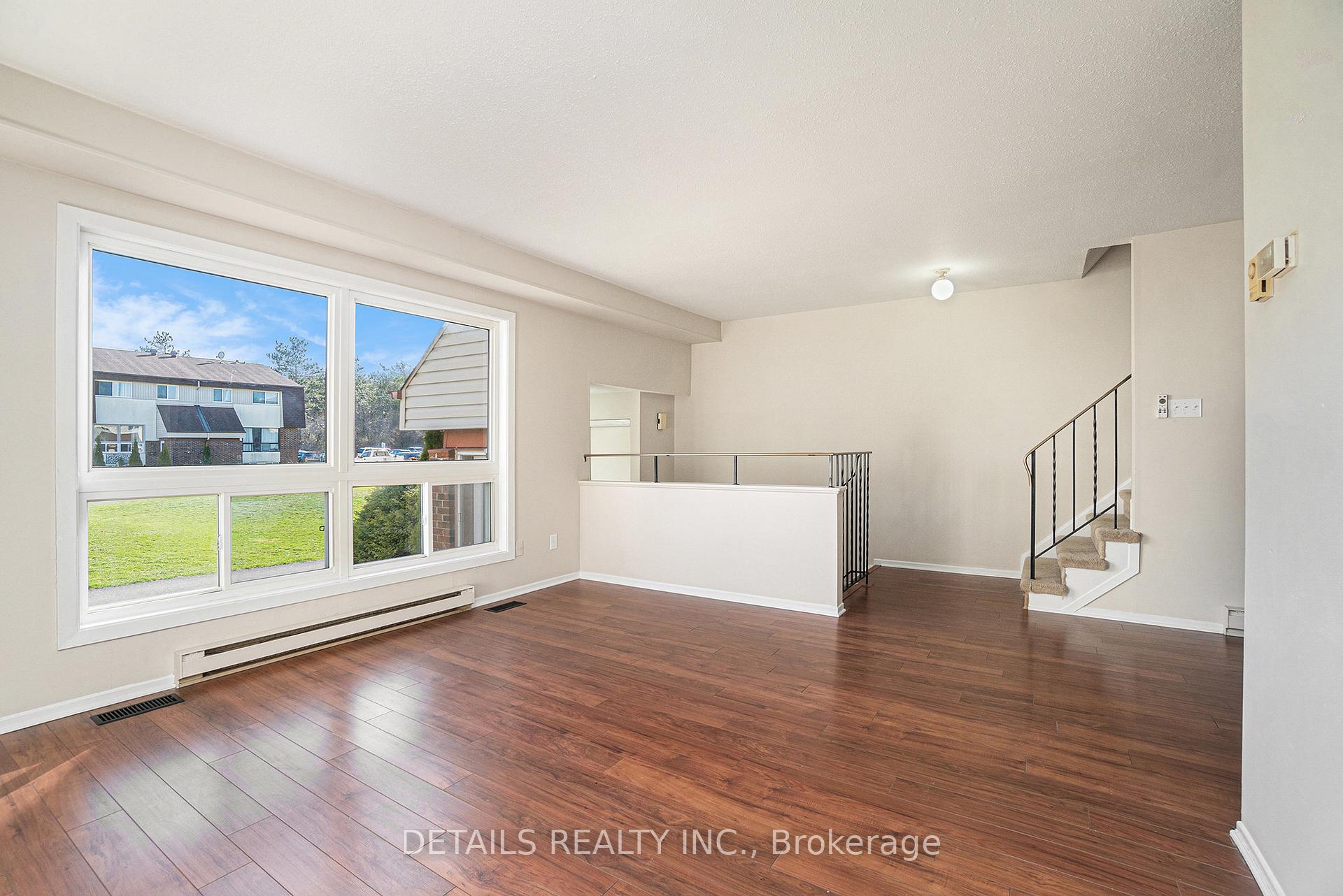 Photo 7 of 5D Forester Crescent, Ottawa, Westcliffe Estates — HOMEH