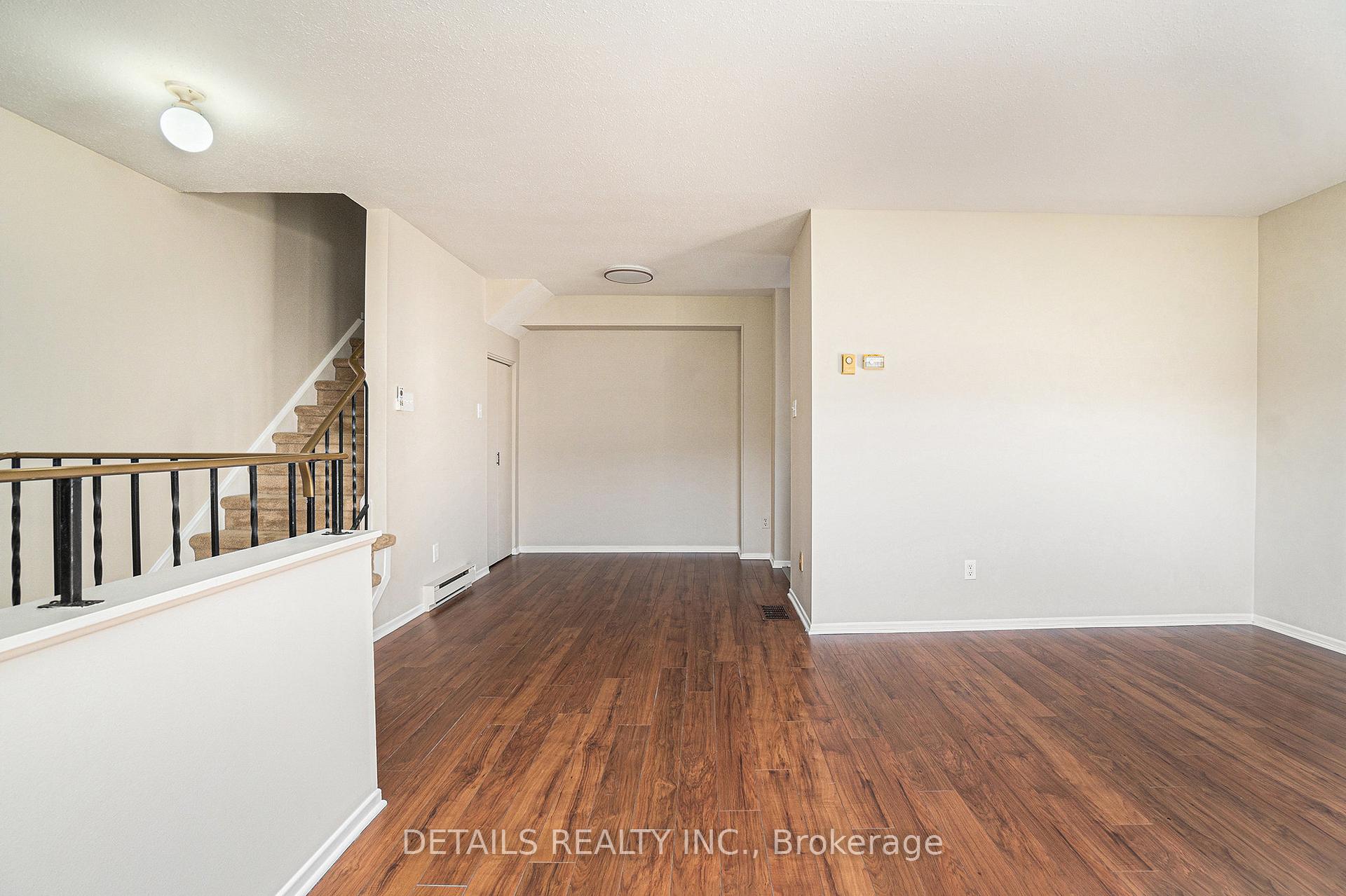 Photo 9 of 5D Forester Crescent, Ottawa, Westcliffe Estates — HOMEH