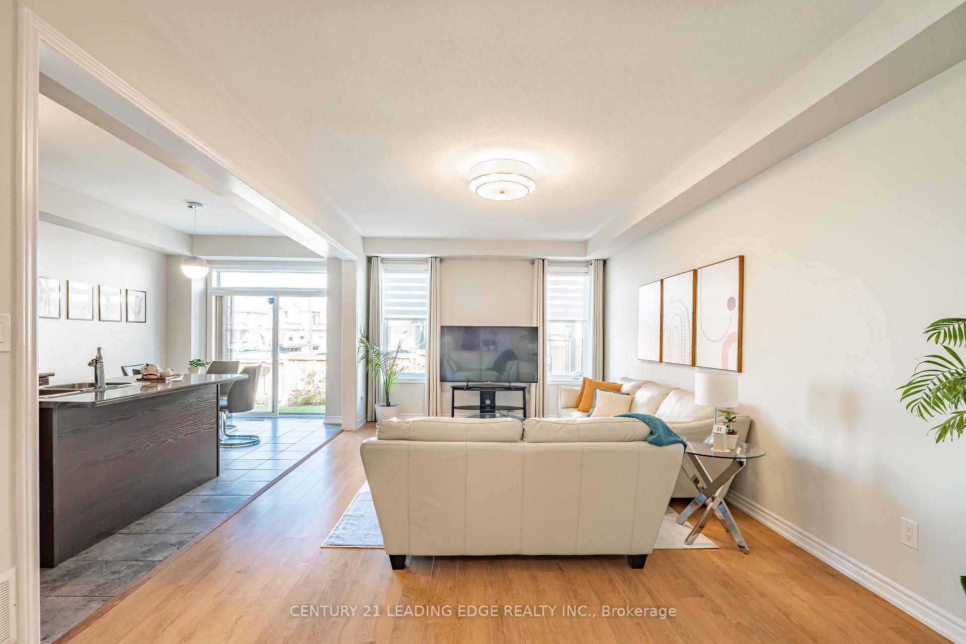 Photo 10 of 80 Wagner Crescent, Essa, Angus — HOMEH