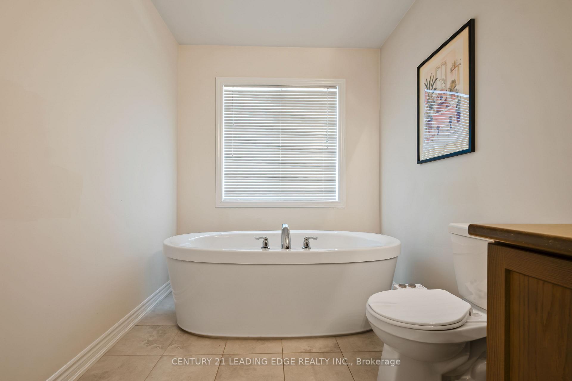 Photo 28 of 80 Wagner Crescent, Essa, Angus — HOMEH