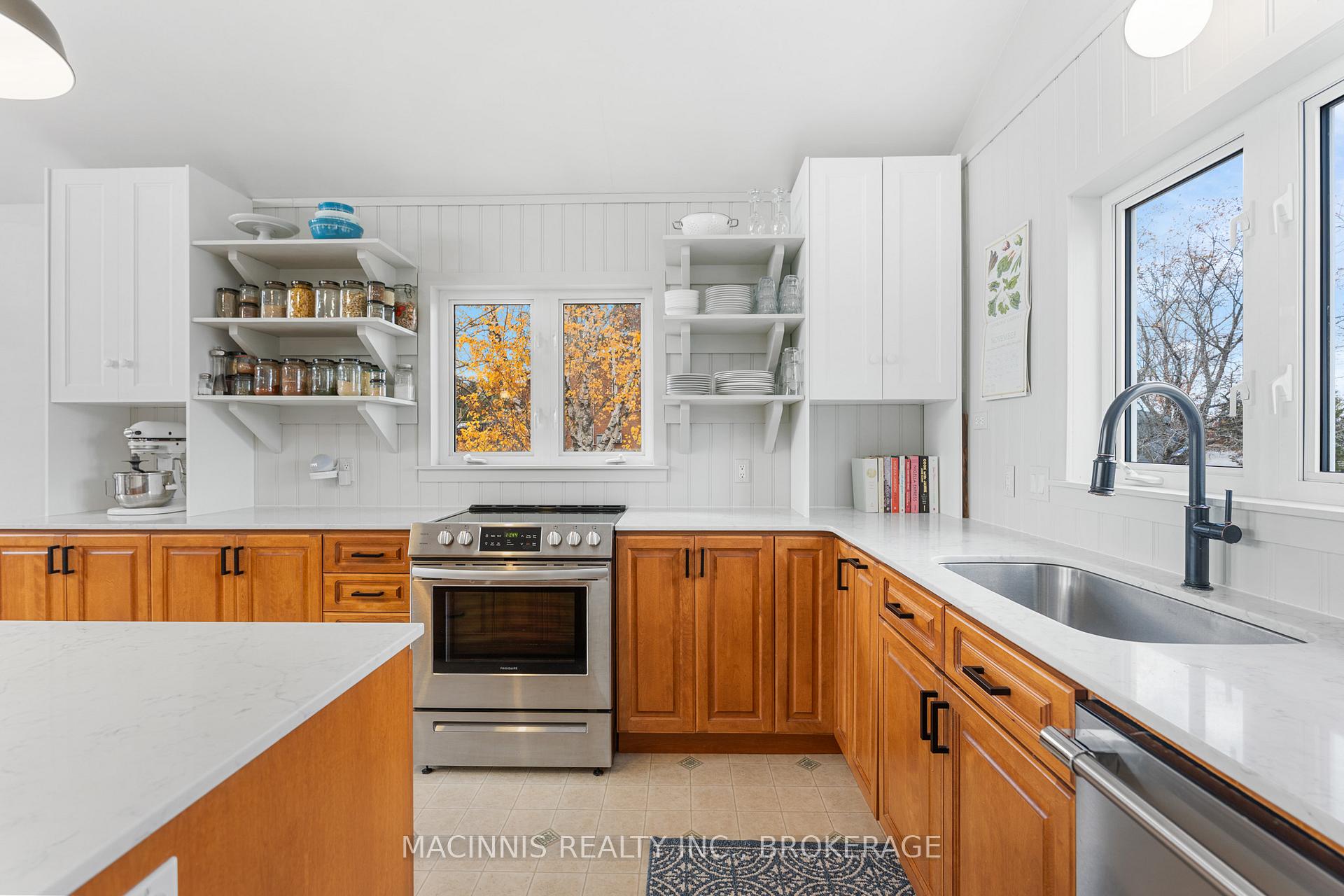 Photo 12 of 2040 Keeley Road, Frontenac, Frontenac South — HOMEH