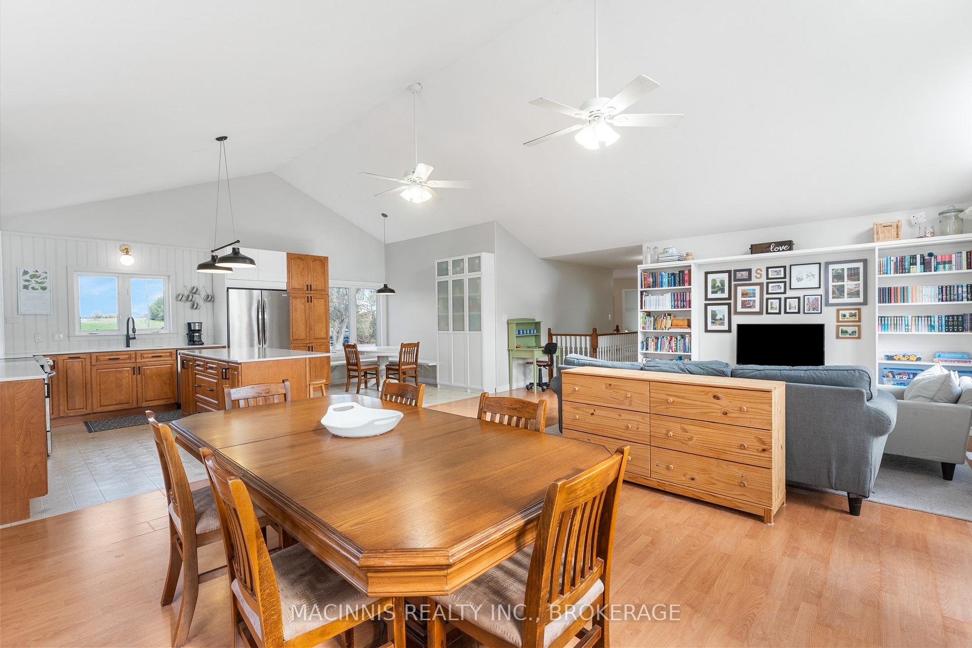 Photo 16 of 2040 Keeley Road, Frontenac, Frontenac South — HOMEH