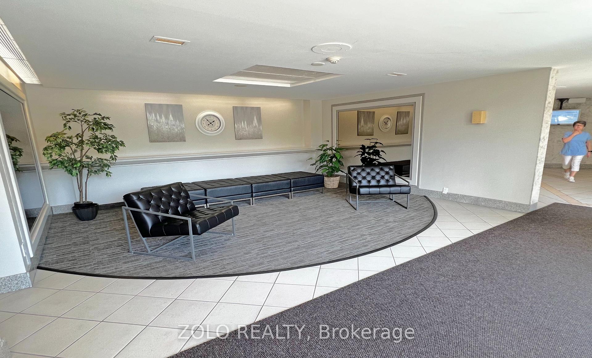 Photo 3 of Unit 1011, 915 Elmsmere Road, Ottawa, Beacon Hill South — HOMEH