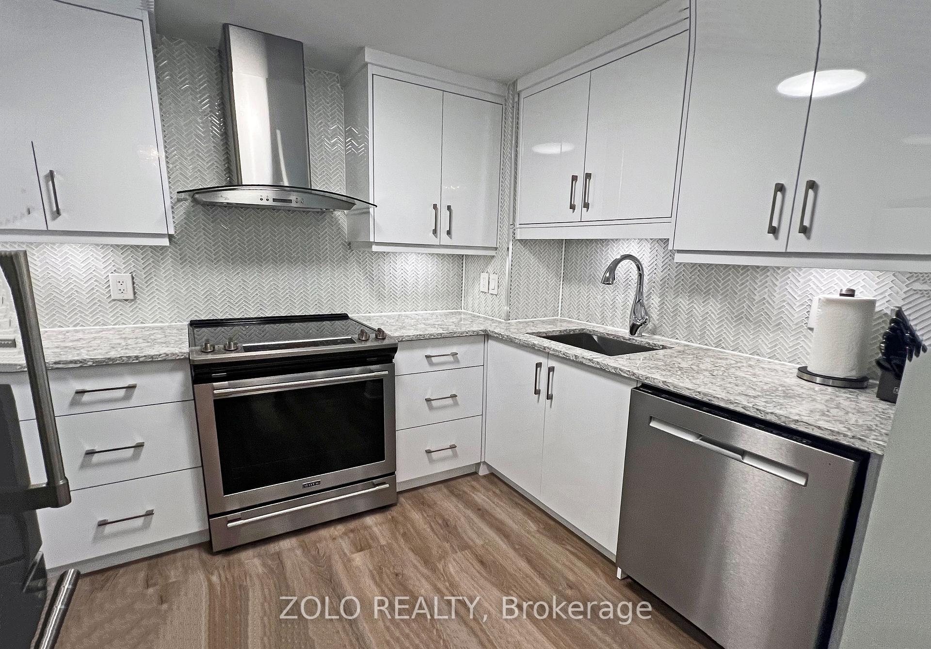 Photo 11 of Unit 1011, 915 Elmsmere Road, Ottawa, Beacon Hill South — HOMEH