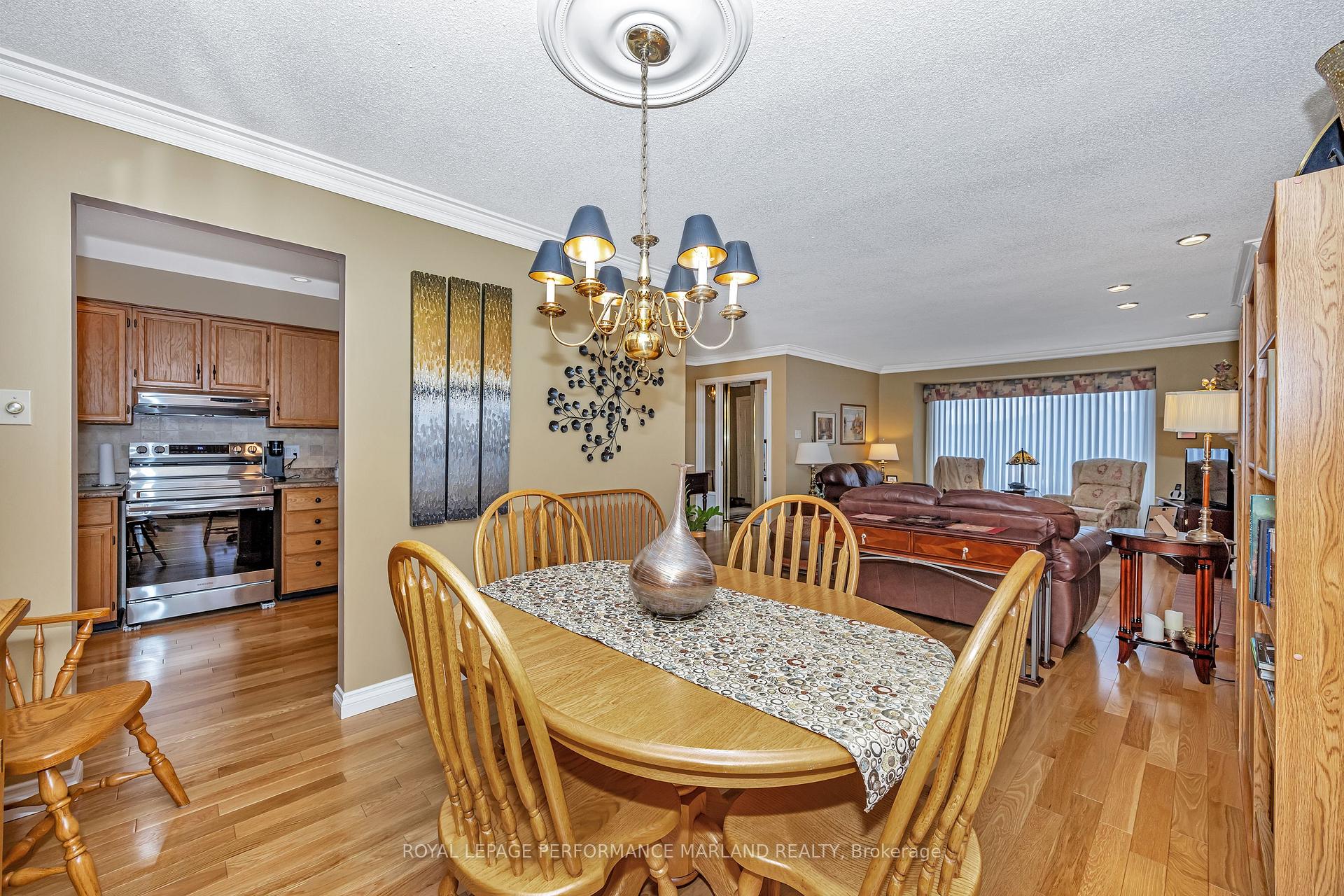 Photo 6 of 12 Glen Abbey Crescent, Ottawa, Stittsville (Central) — HOMEH