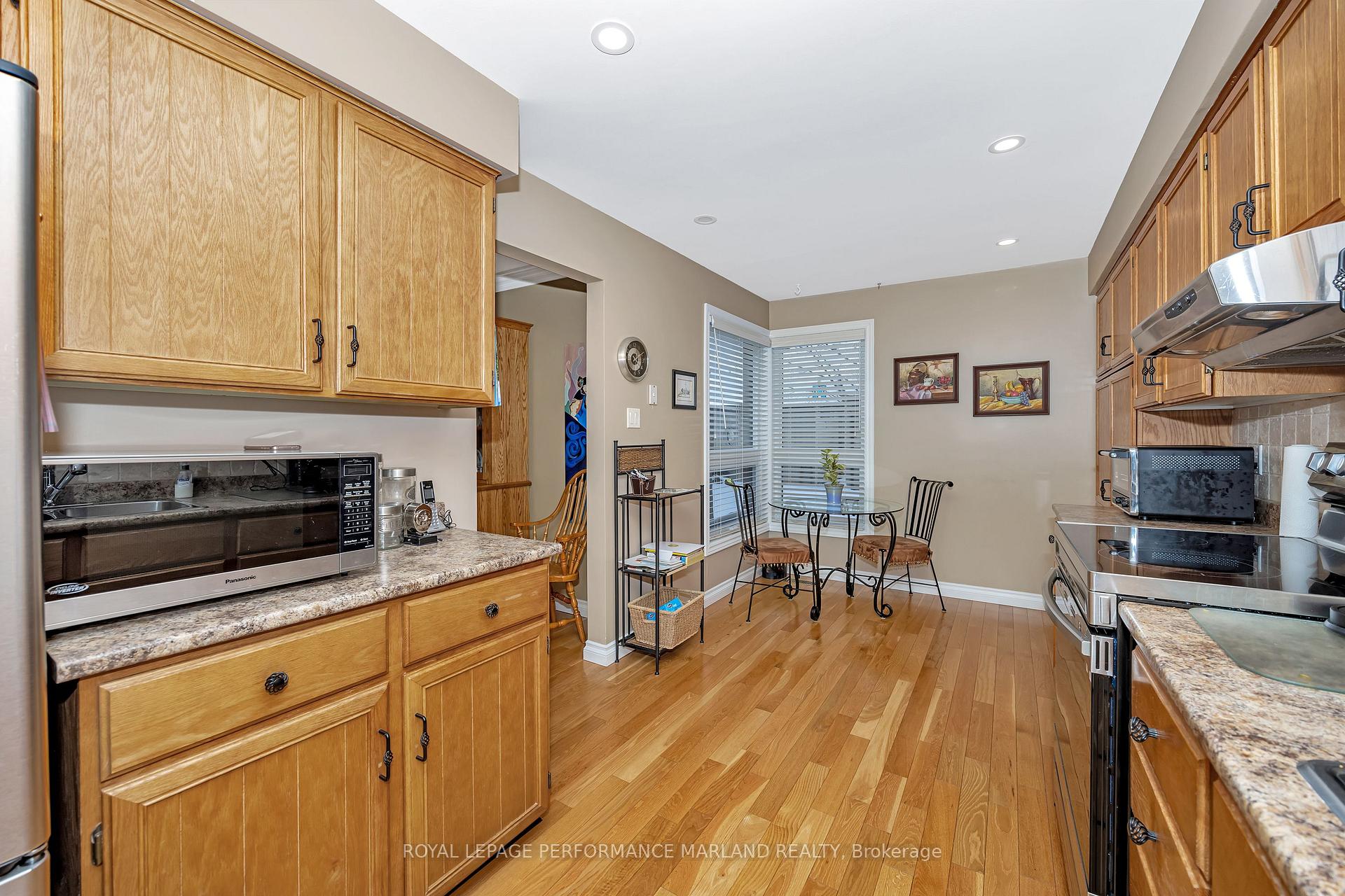Photo 10 of 12 Glen Abbey Crescent, Ottawa, Stittsville (Central) — HOMEH