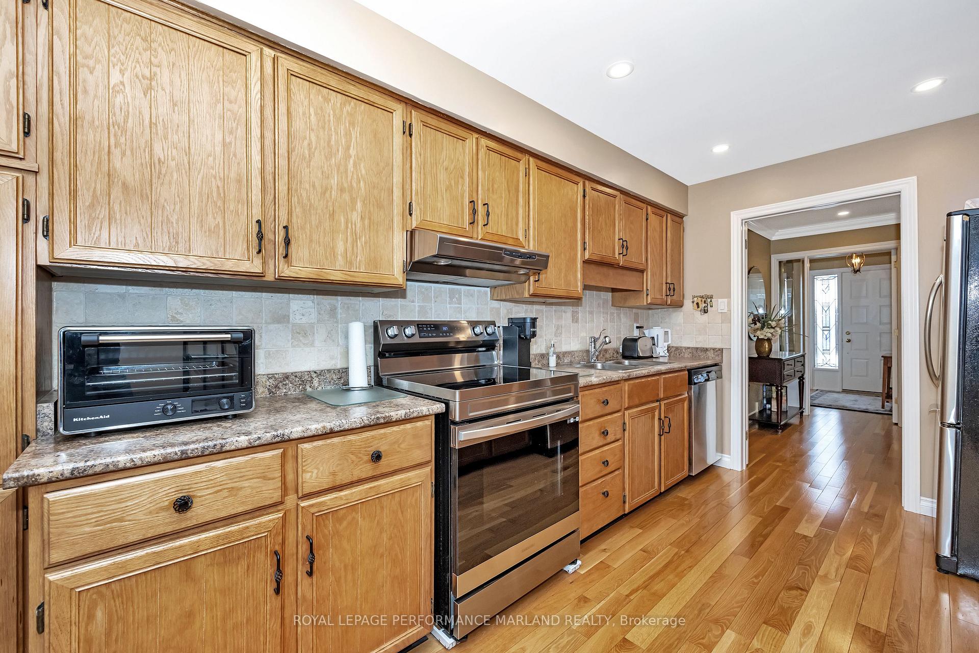 Photo 11 of 12 Glen Abbey Crescent, Ottawa, Stittsville (Central) — HOMEH