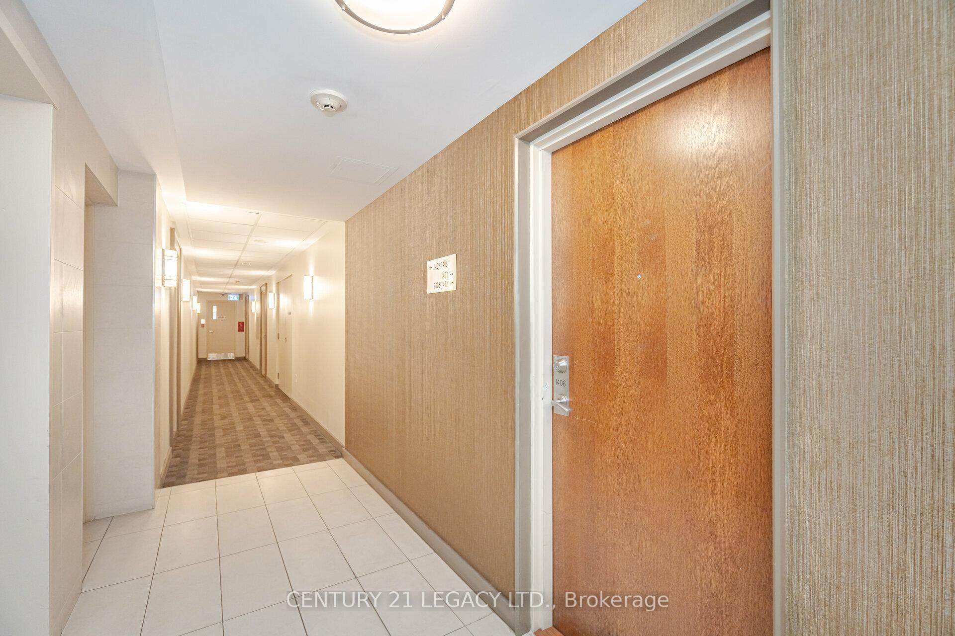 Photo 4 of Unit 1406, 215 Queen Street E, Brampton, Queen Street Corridor — HOMEH