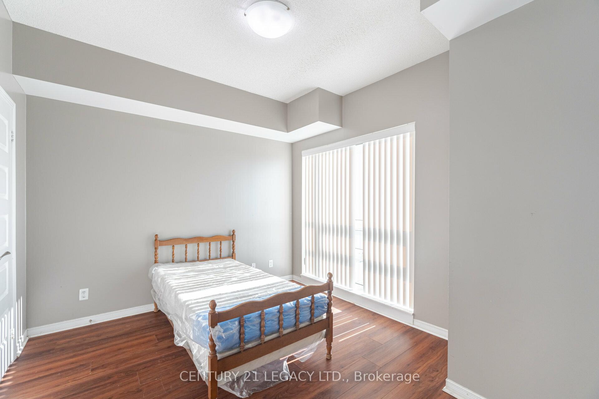 Photo 17 of Unit 1406, 215 Queen Street E, Brampton, Queen Street Corridor — HOMEH