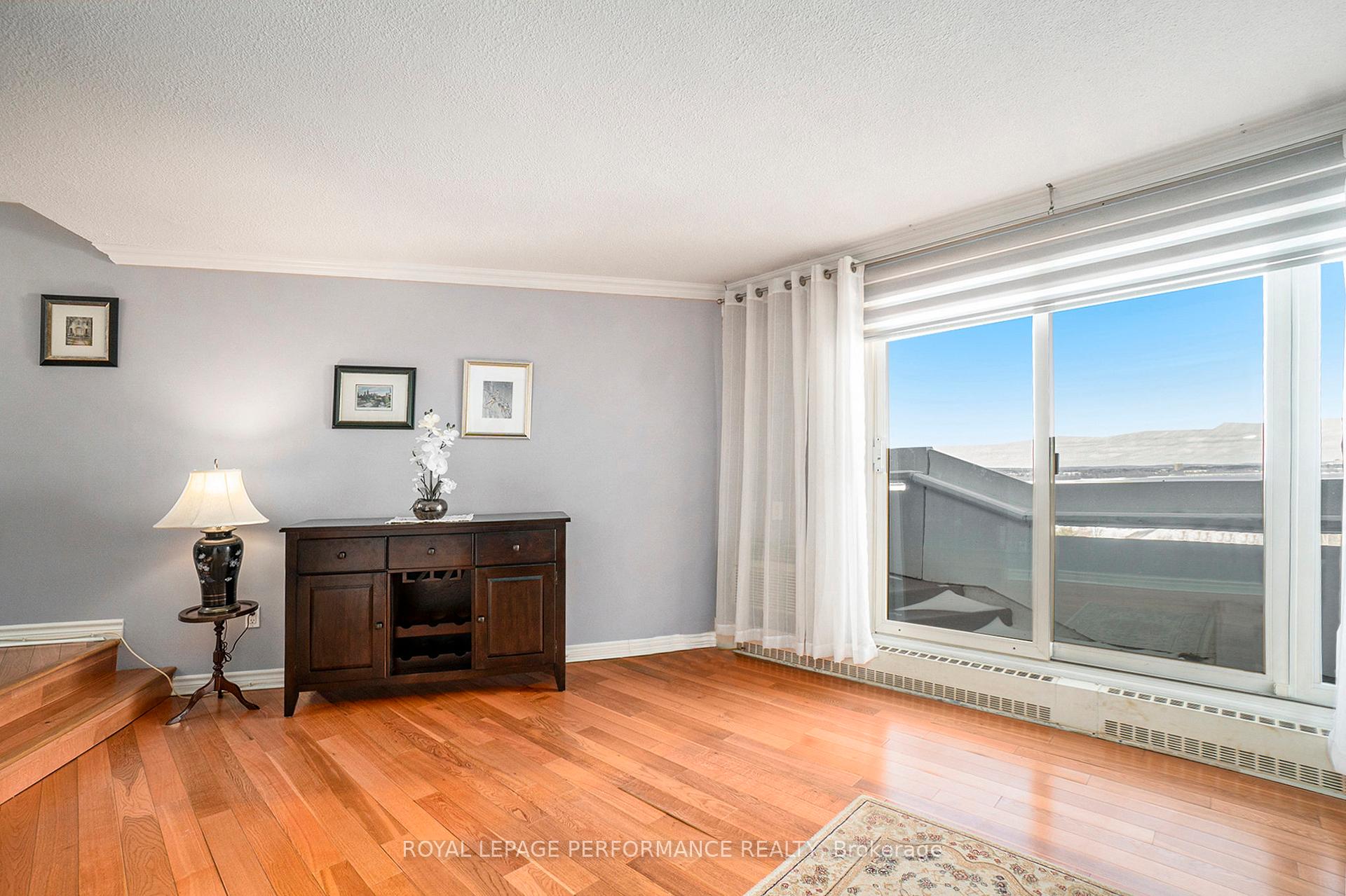 Photo 10 of Unit 1412, 1081 Ambleside Drive, Ottawa, Woodroffe — HOMEH
