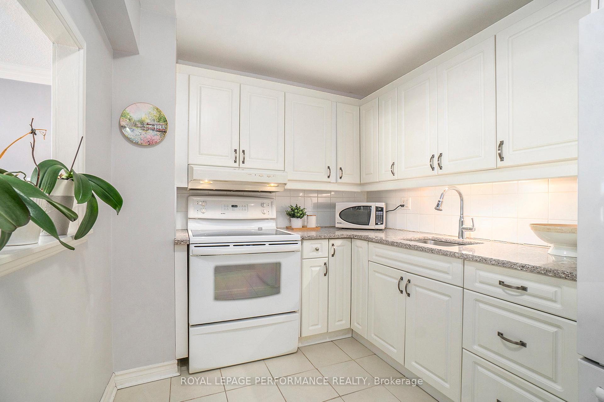Photo 16 of Unit 1412, 1081 Ambleside Drive, Ottawa, Woodroffe — HOMEH