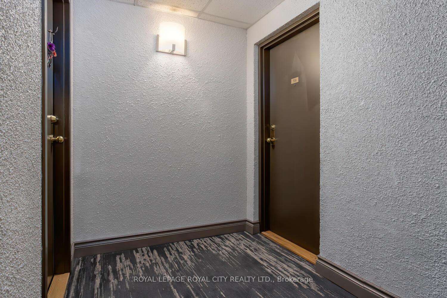Photo 3 of Unit 708, 358 Waterloo Avenue, Guelph, Junction/Onward Willow — HOMEH