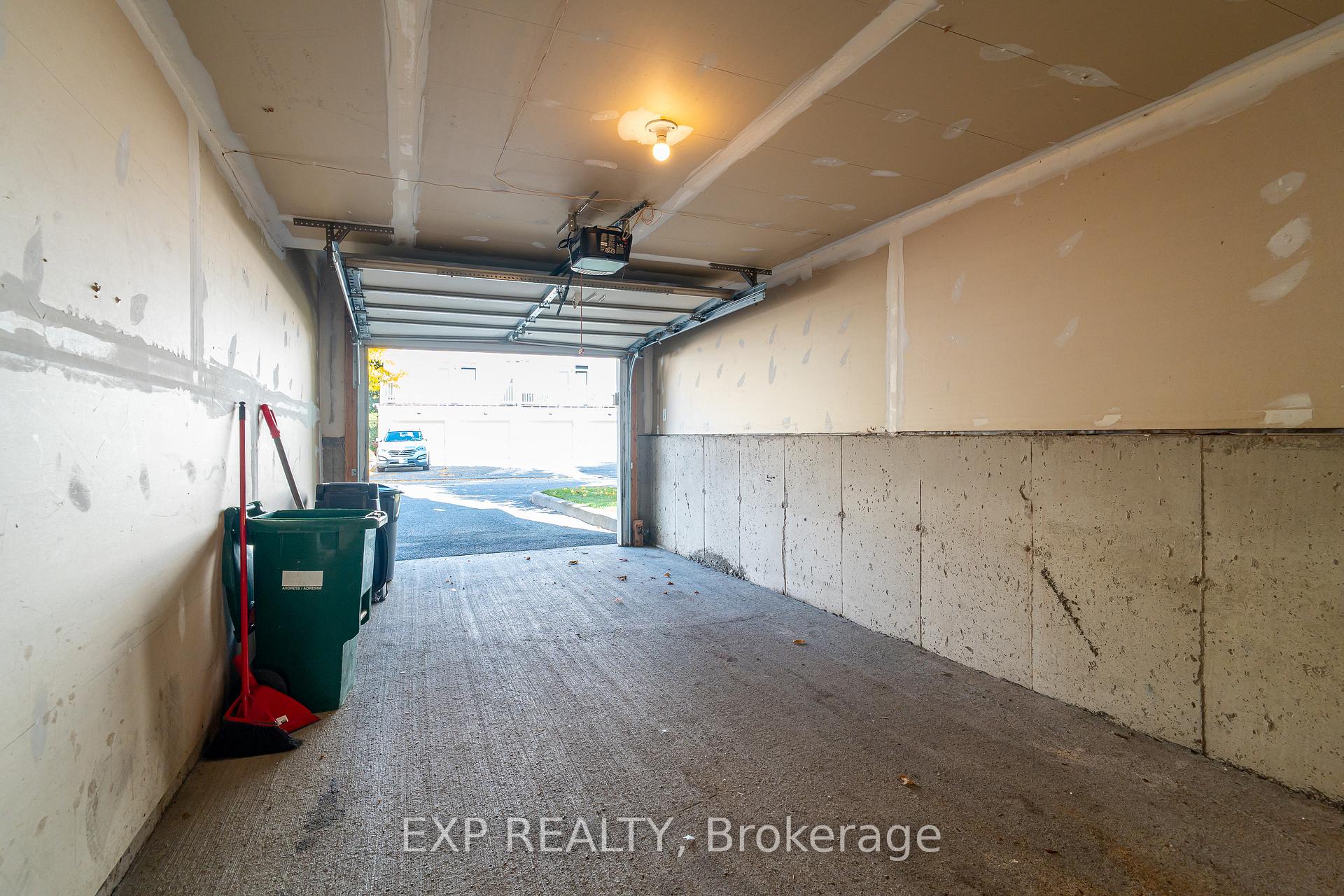 Photo 74 of Unit 5, 20 Edenvale Drive, Ottawa, Kanata - Beaverbrook — HOMEH