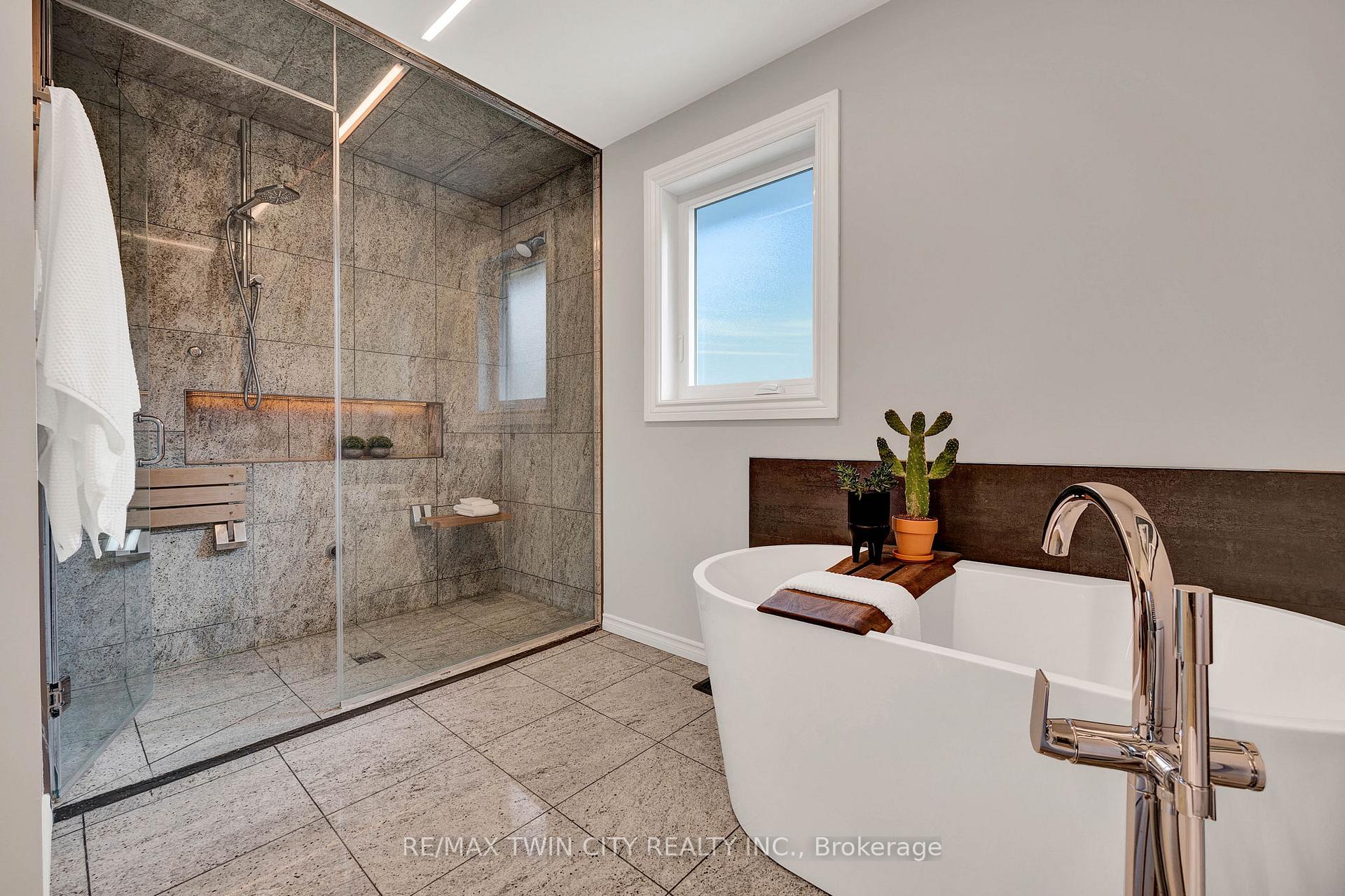Photo 32 of Unit 3, 405 Glasgow Street, Kitchener — HOMEH