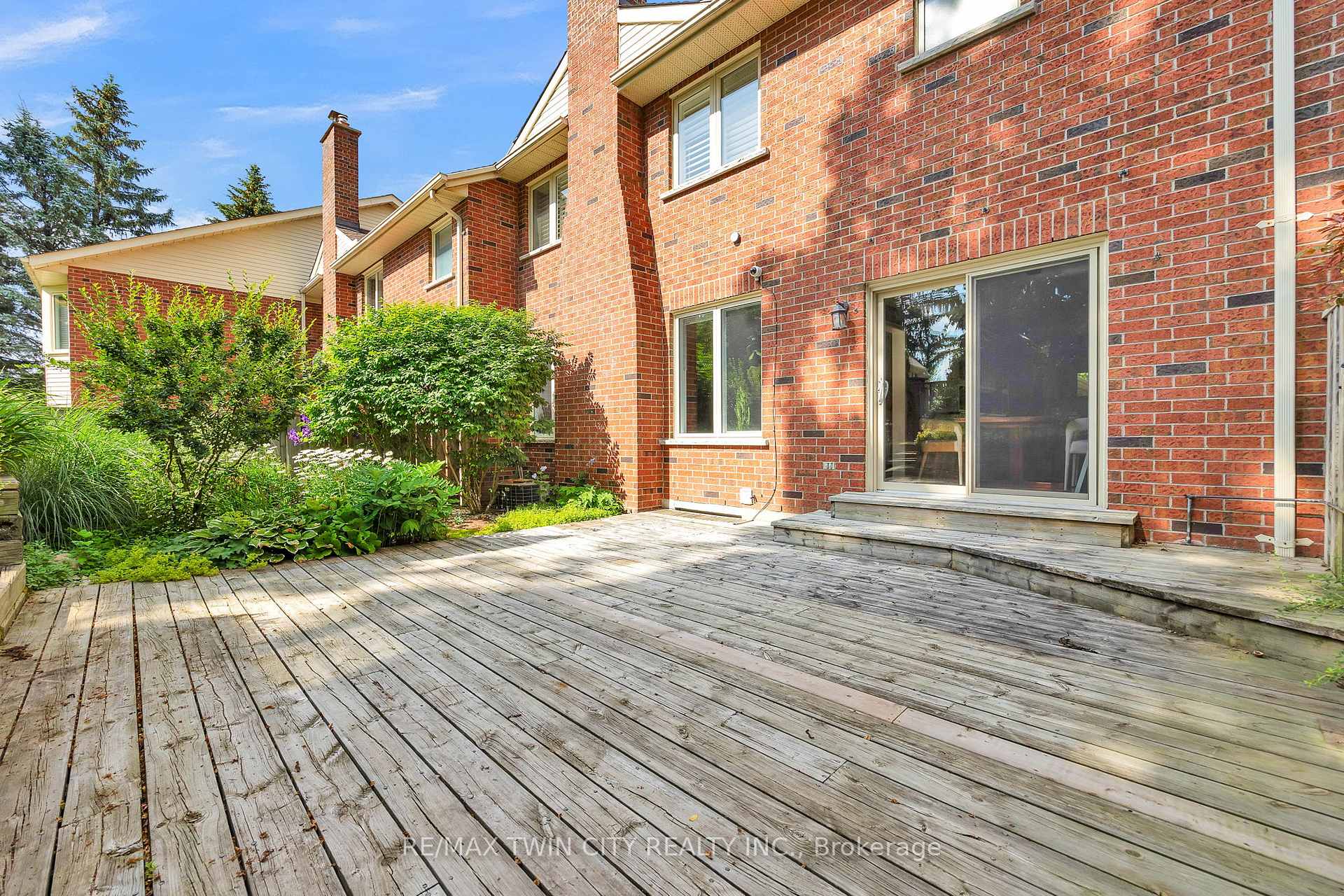 Photo 49 of Unit 3, 405 Glasgow Street, Kitchener — HOMEH