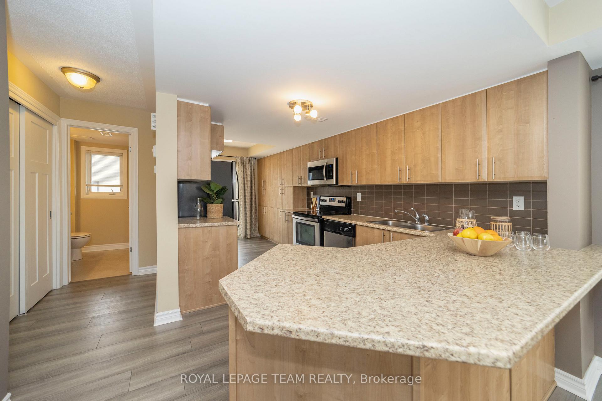 Photo 6 of Unit B, 1122 Klondike Road, Ottawa, Kanata - Morgan's Grant/South March — HOMEH