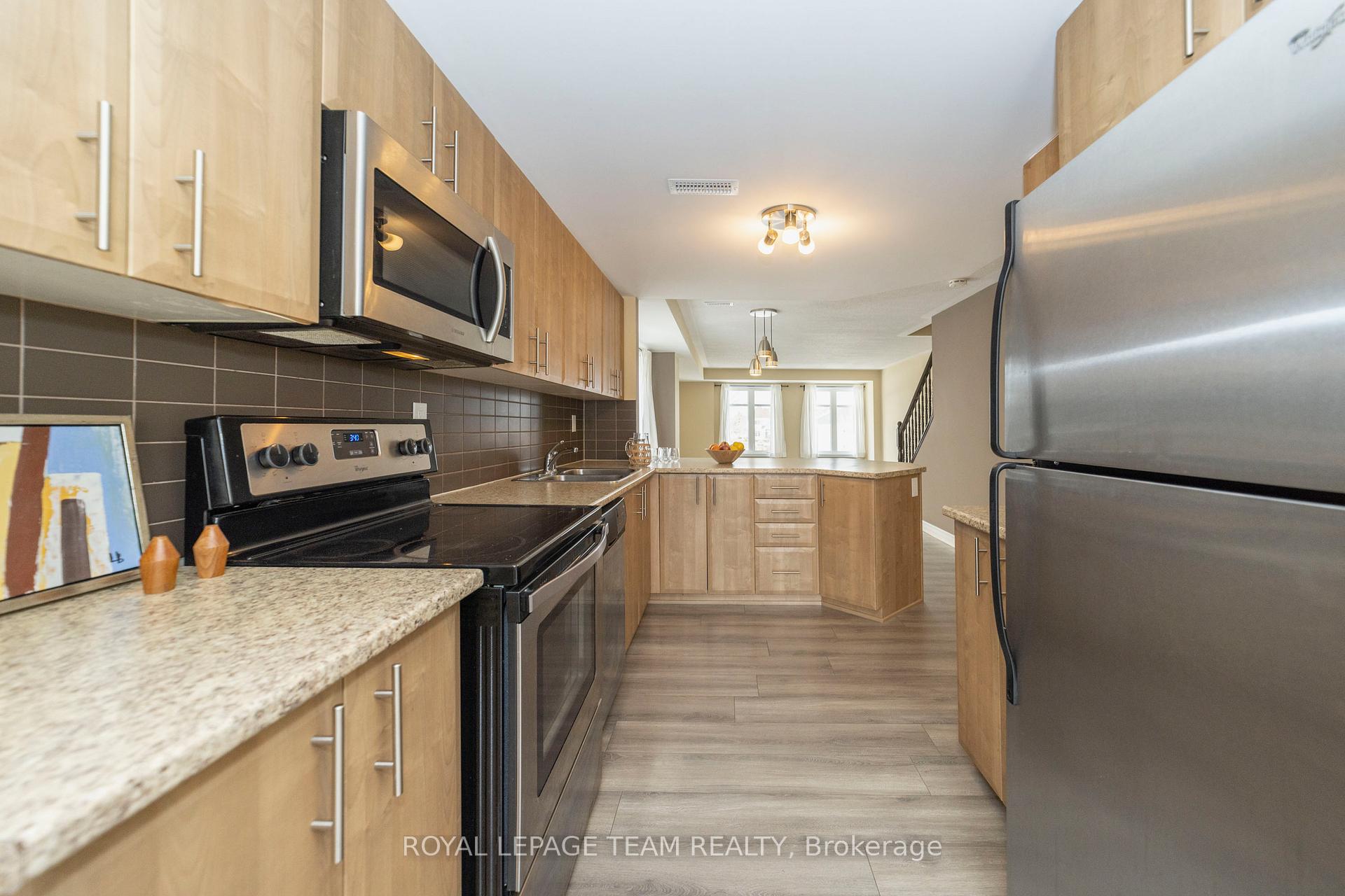 Photo 10 of Unit B, 1122 Klondike Road, Ottawa, Kanata - Morgan's Grant/South March — HOMEH