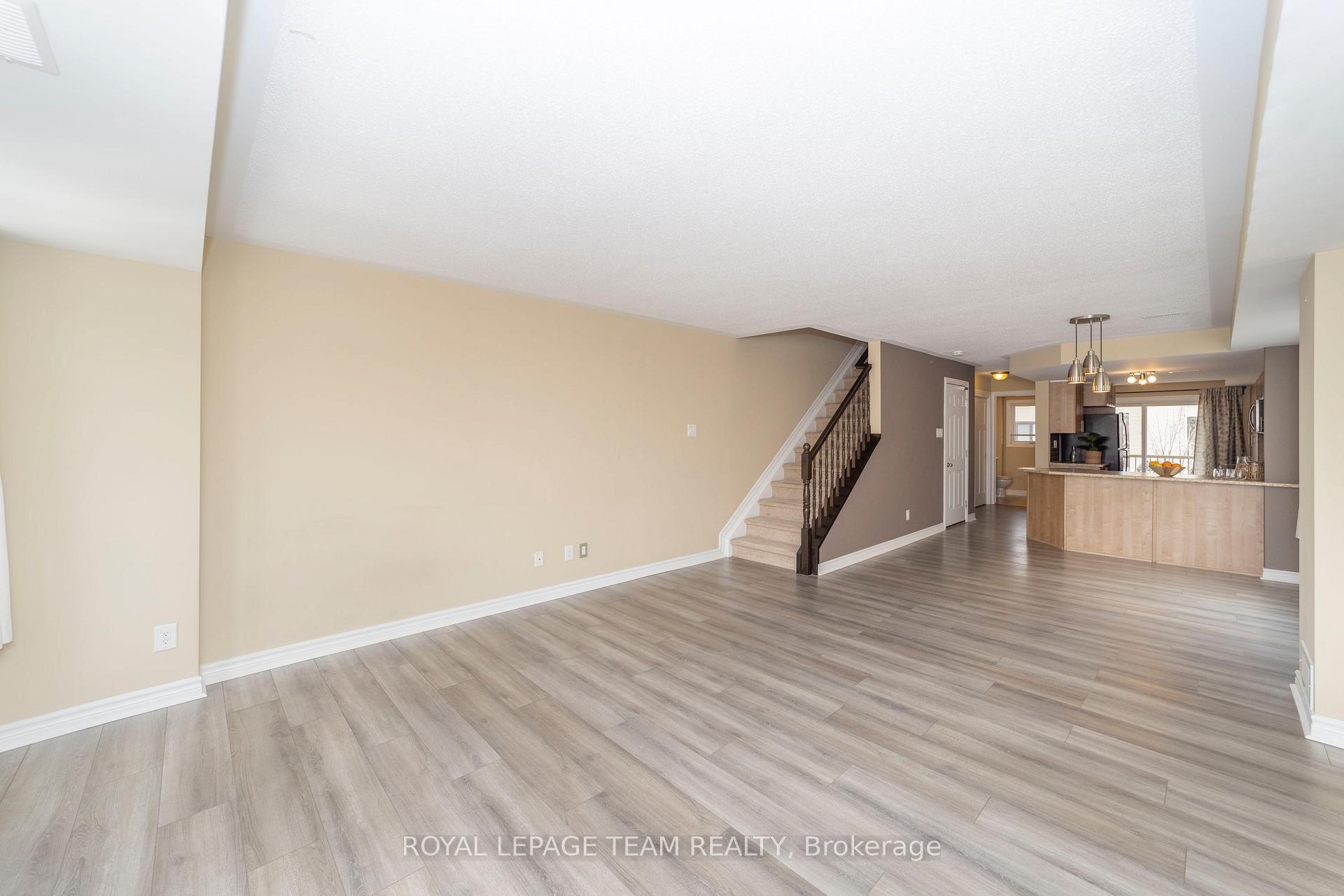 Photo 21 of Unit B, 1122 Klondike Road, Ottawa, Kanata - Morgan's Grant/South March — HOMEH