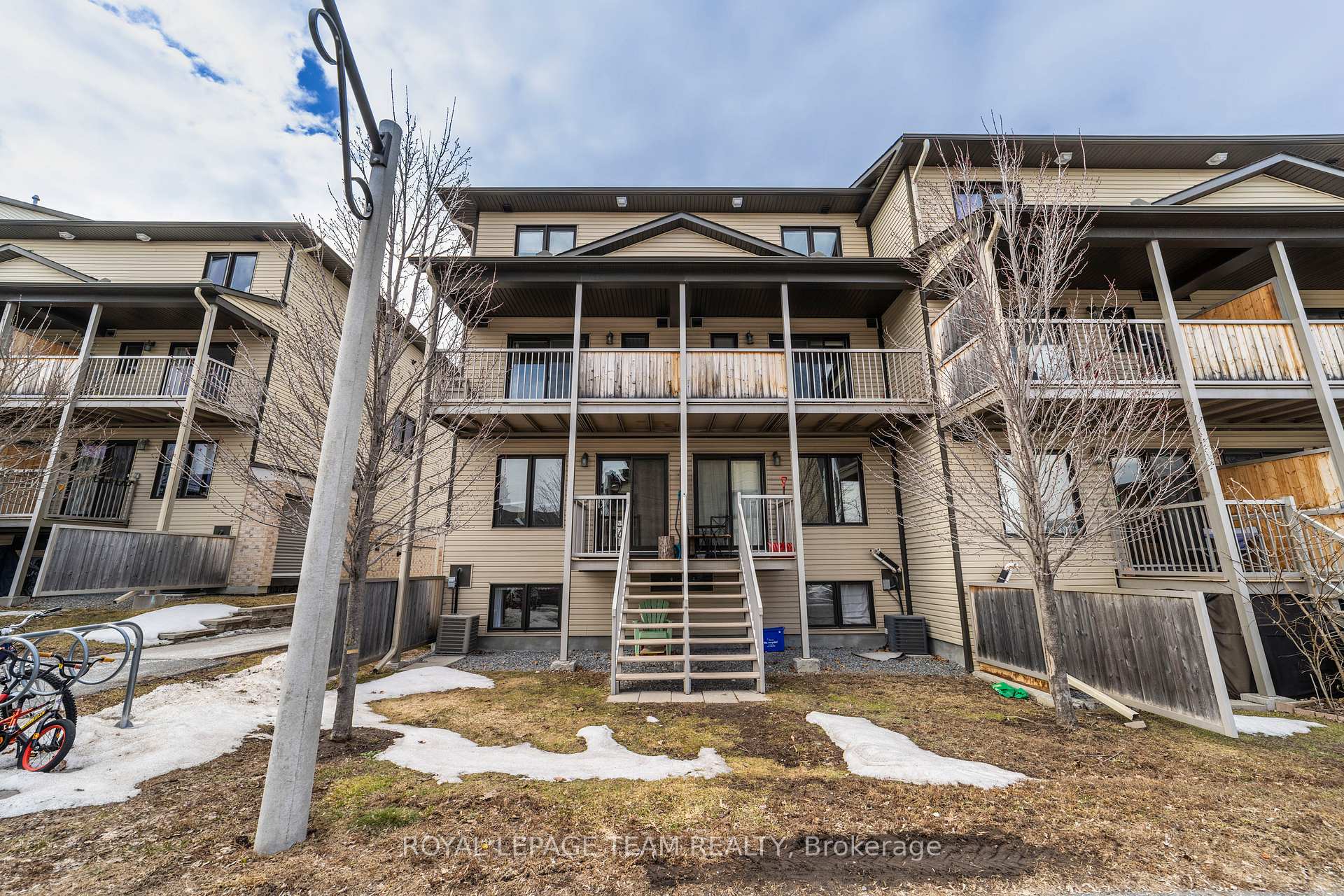 Photo 39 of Unit B, 1122 Klondike Road, Ottawa, Kanata - Morgan's Grant/South March — HOMEH
