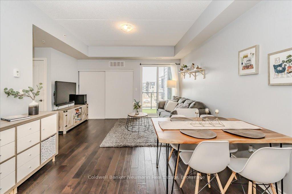 Photo 4 of Unit 417, 1280 Gordon Street S, Guelph, Kortright East — HOMEH