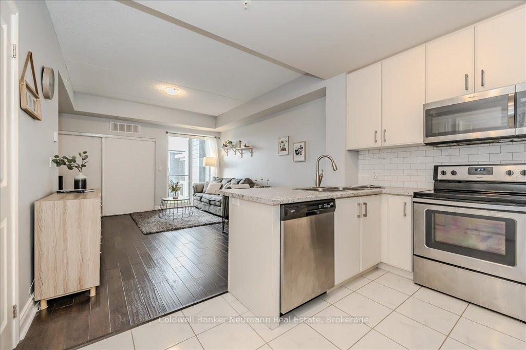 Photo 8 of Unit 417, 1280 Gordon Street S, Guelph, Kortright East — HOMEH