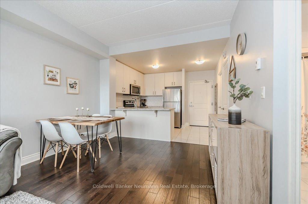 Photo 10 of Unit 417, 1280 Gordon Street S, Guelph, Kortright East — HOMEH