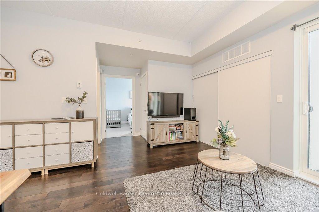 Photo 14 of Unit 417, 1280 Gordon Street S, Guelph, Kortright East — HOMEH