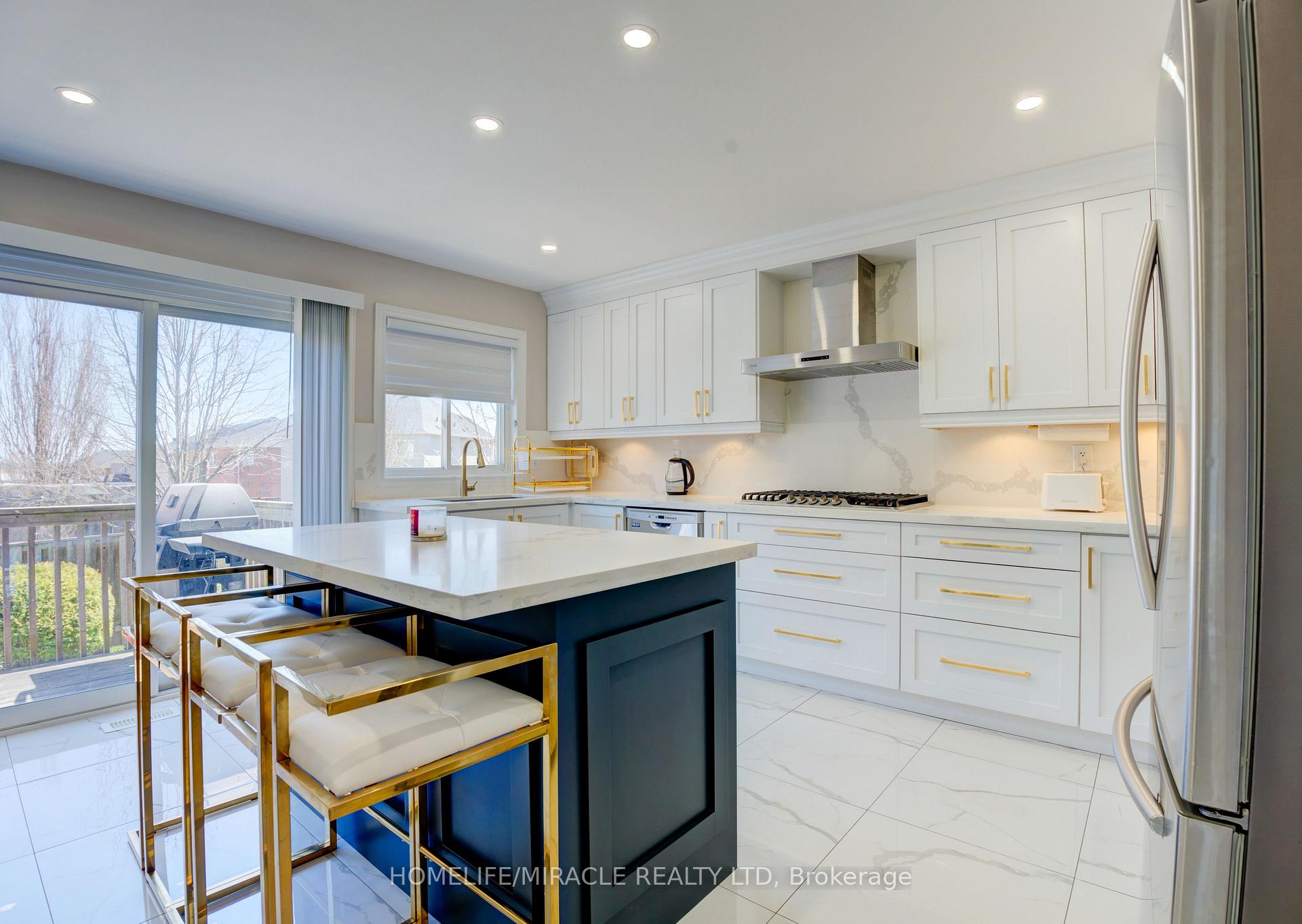 Photo 10 of 57 Hollier Drive, Ajax, Northeast Ajax — HOMEH