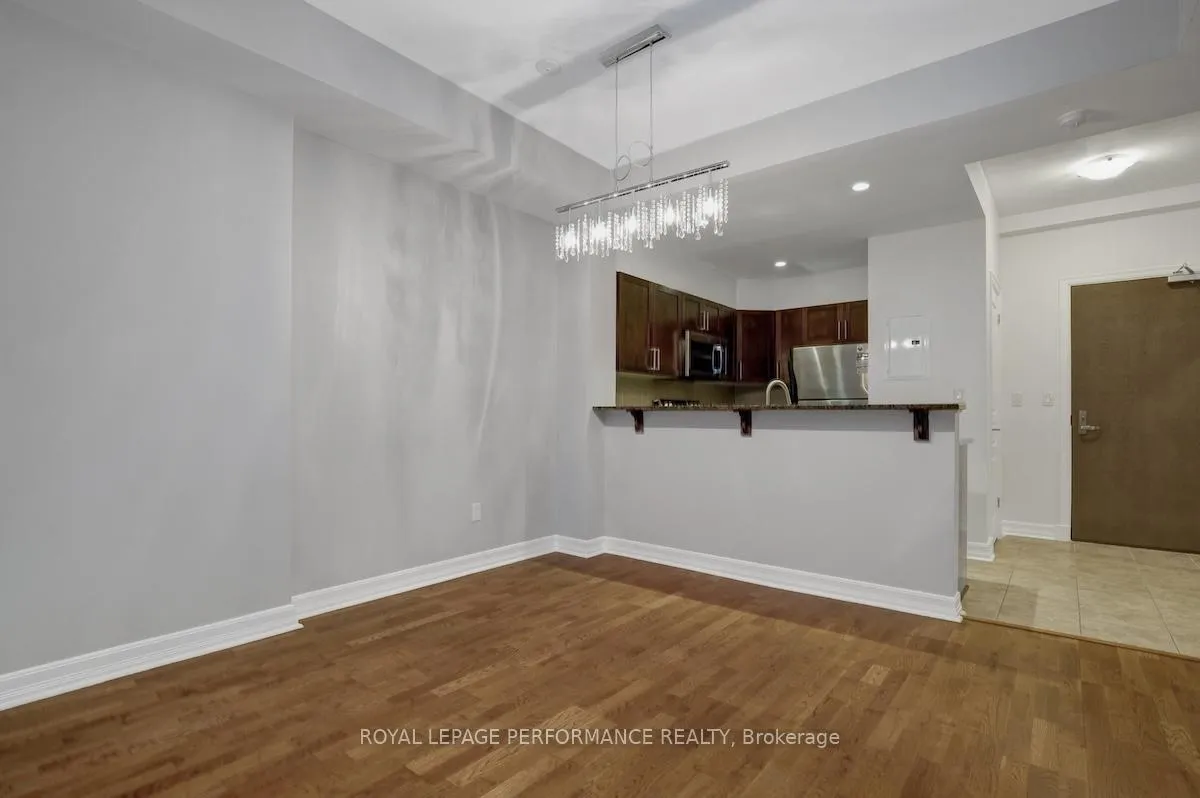 Photo 6 of Unit 107, 200 Besserer Street, Ottawa, Sandy Hill — HOMEH