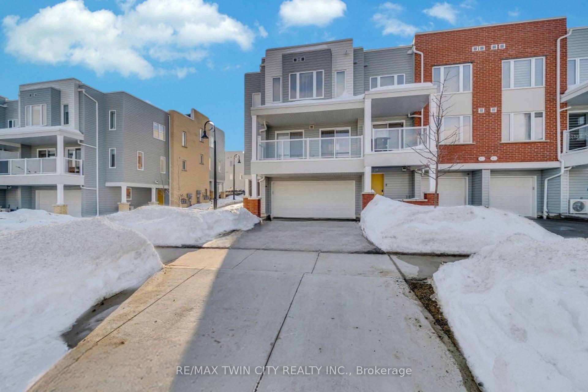 Photo 1 of 27 Valencia Avenue, Kitchener — HOMEH