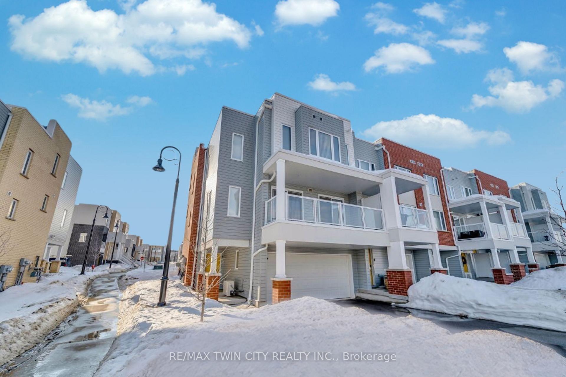 Photo 2 of 27 Valencia Avenue, Kitchener — HOMEH